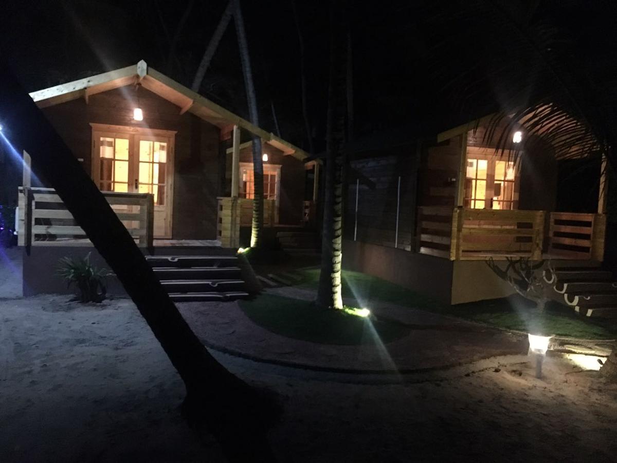 Breezywood Resort Malvan Bagian luar foto